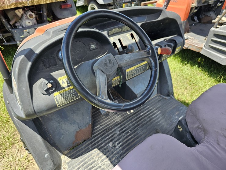 2011-kubota-rtv500-image-10