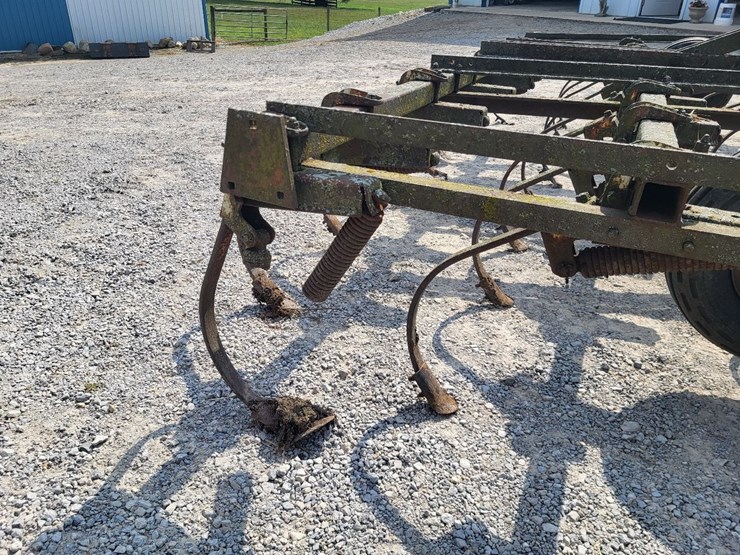 12'--3pt-hitch-field-cultivator-image-18