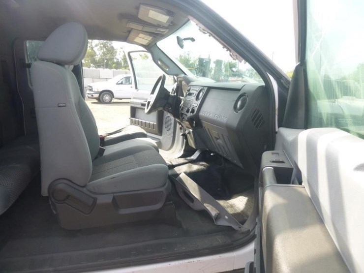 2012-ford-f350-image-19