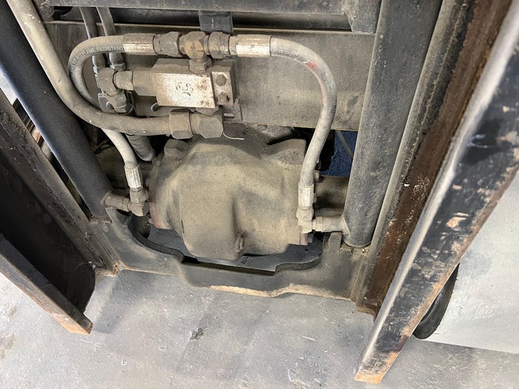 yale-5k-forklift-image-27