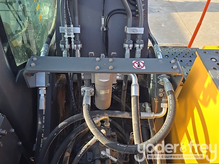 2020-volvo-ec300el-image-48