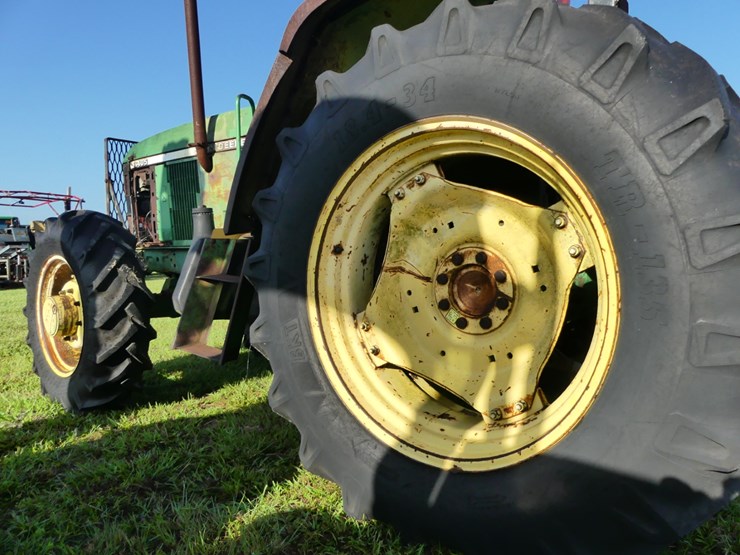 john-deere-6405-image-8