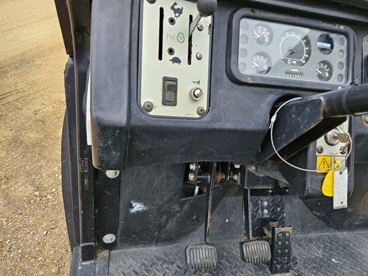 cushman-turf-truckster-image-27