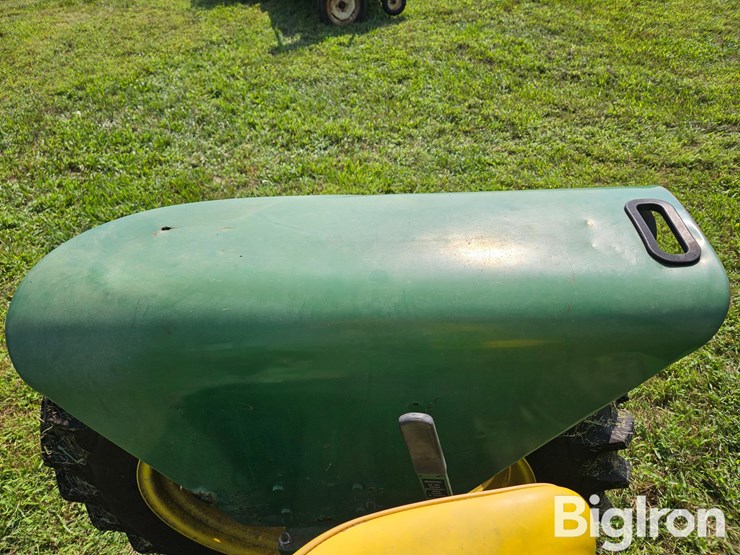 1965-john-deere-2010-image-11