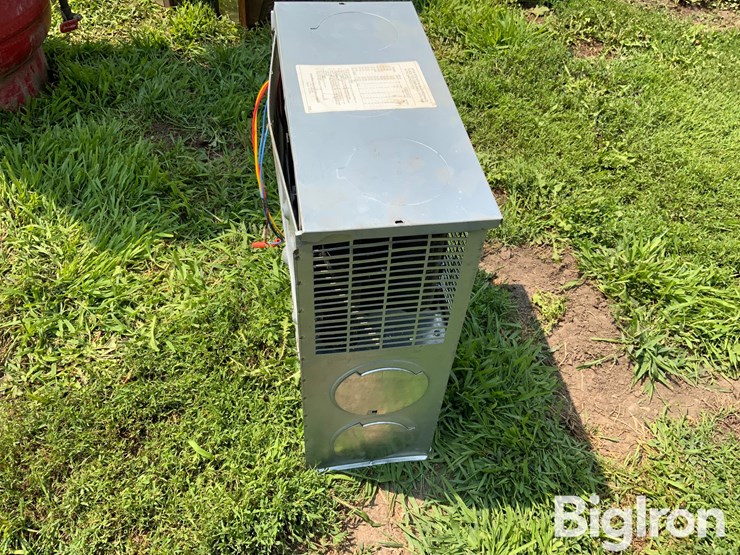 suburban-sf-30f-rv-furnace-image-4