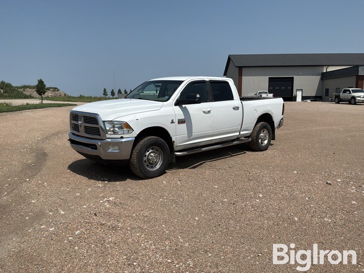 2011-dodge-ram-2500-image-1