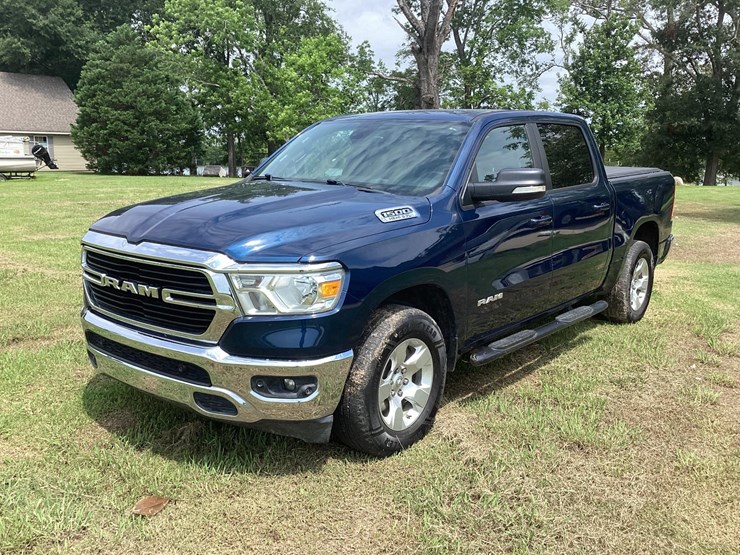 2021-dodge-1500-image-1