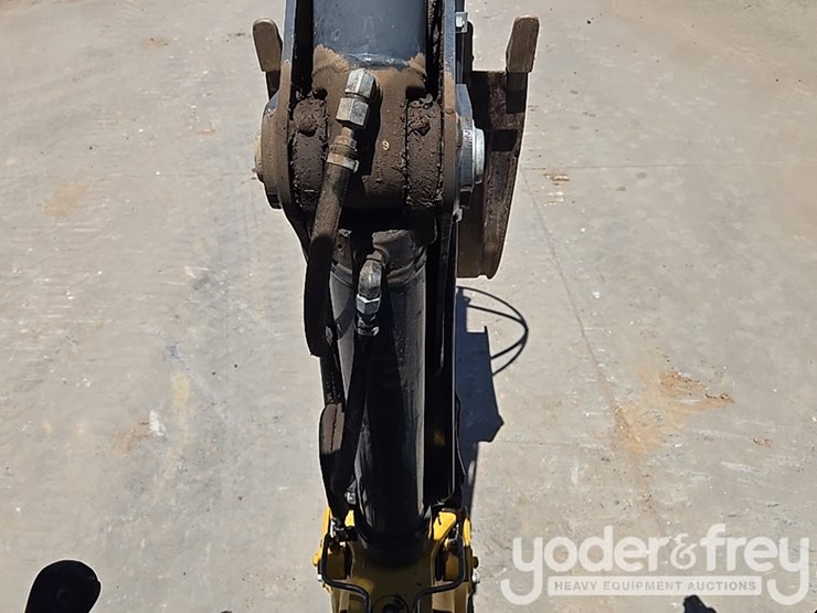 2019-deere-310sl-image-37