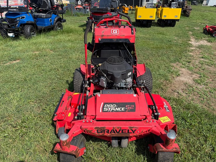 gravely-prostance-52-image-2