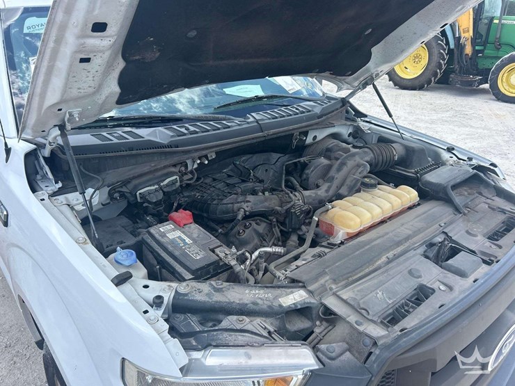 2017-ford-f150-image-8