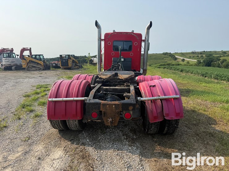 1997-peterbuilt-379-t/a-truck-tractor-image-6