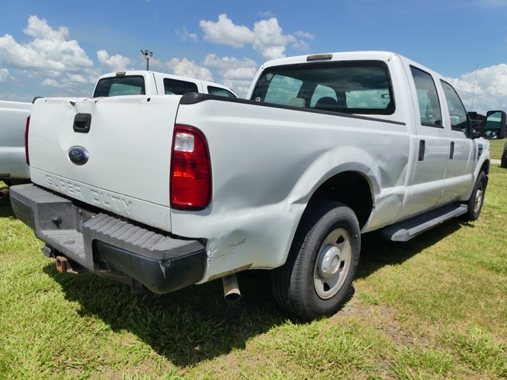 2008-ford-f250-xl-image-3