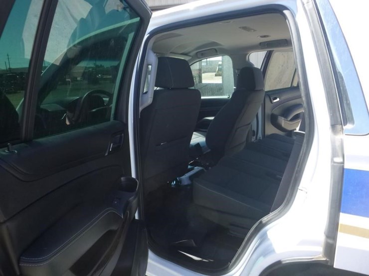 2016-chevrolet-tahoe-image-7