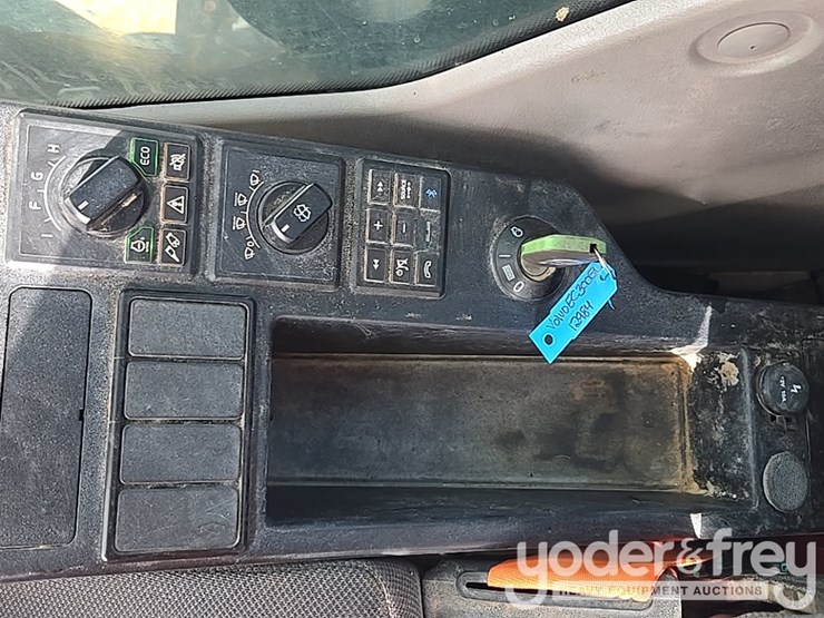 2019-volvo-ec300el-image-77