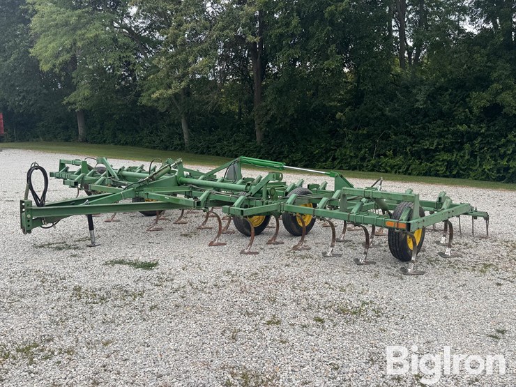 john-deere-e1000-image-1