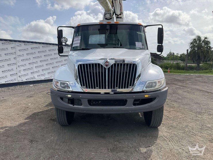 2013-international-durastar-4300-image-38