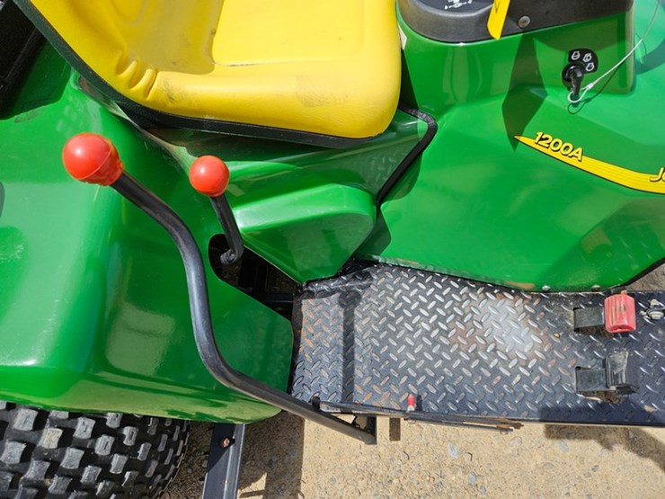 john-deere-1200-image-22