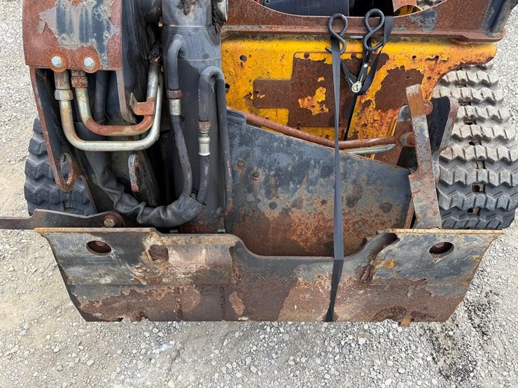 2004-jcb-190-image-10