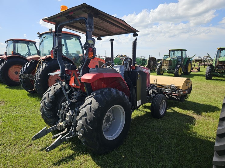massey-ferguson-4607m-image-3