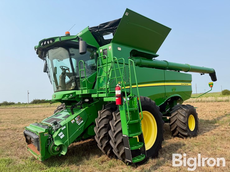 2021-john-deere-s780-image-1
