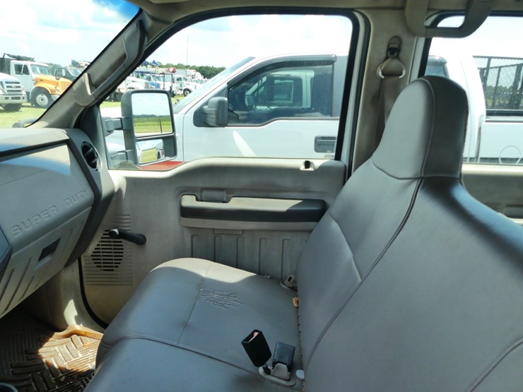 2008-ford-f250-xl-image-13