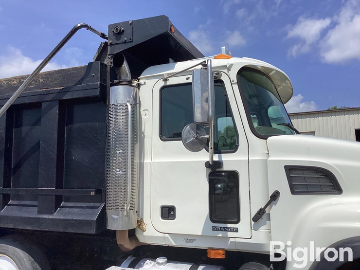 2004-mack-granite-cv713-image-19