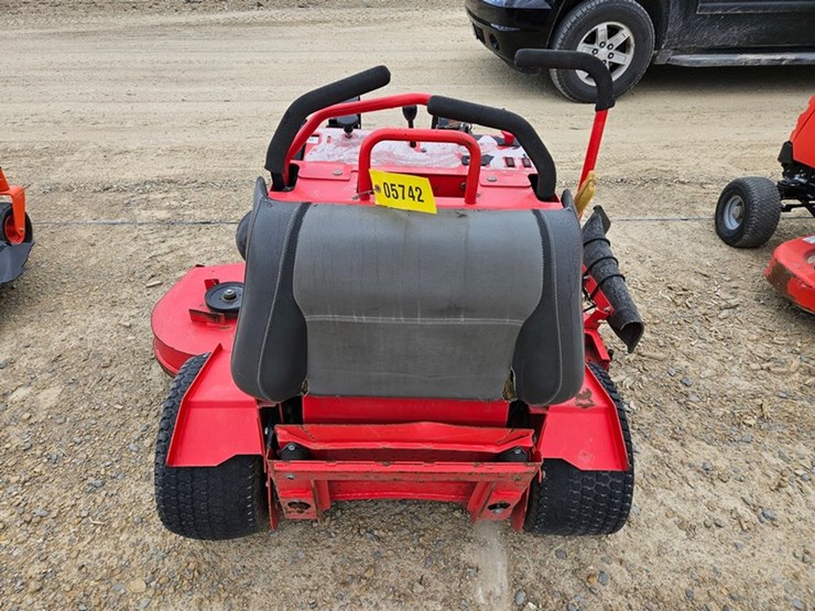 gravely-prostance-52-image-4