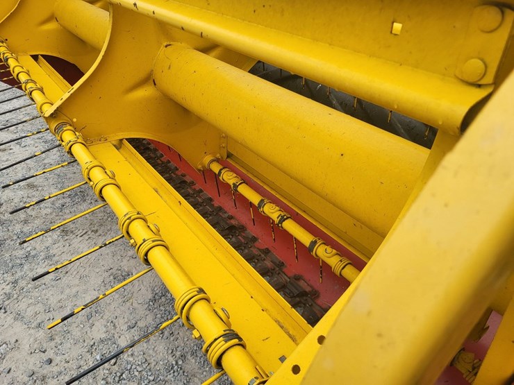 new-holland-472-image-15