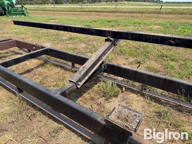 p-k-40'-header-trailer-image-14