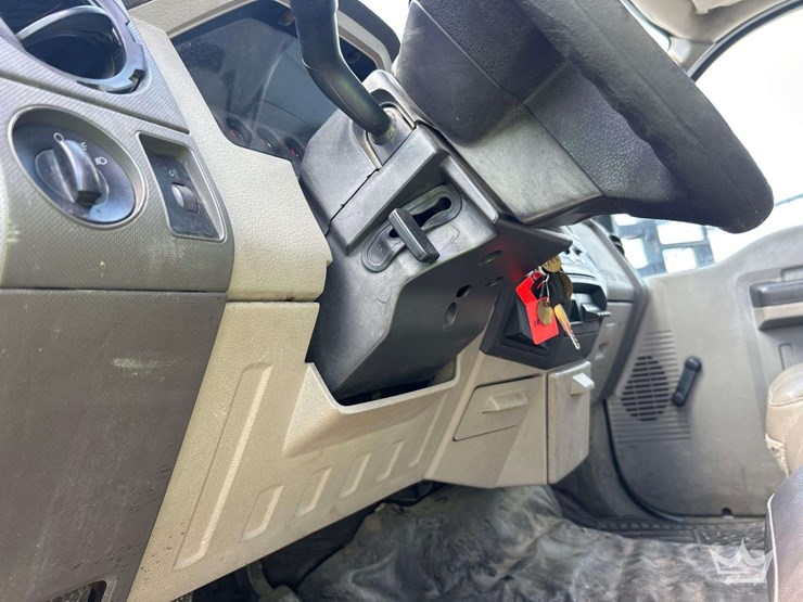 2008-ford-f350-image-18