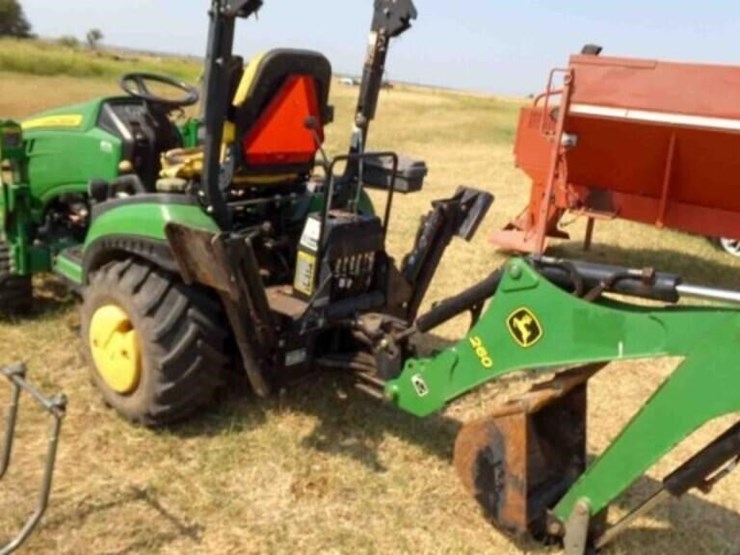 john-deere-1025r-image-9