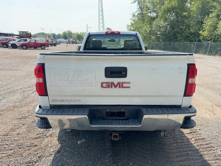 2017-gmc-sierra-1500-image-4