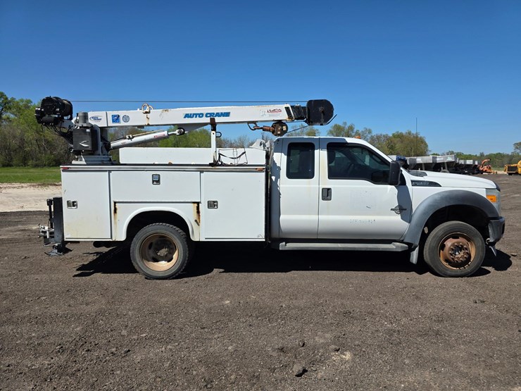 f450-utility-service-truck-image-4