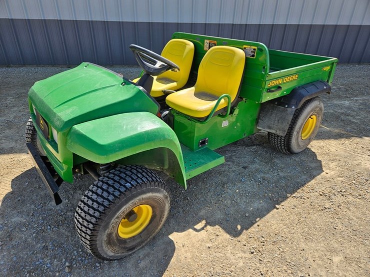 john-deere-gator-image-1