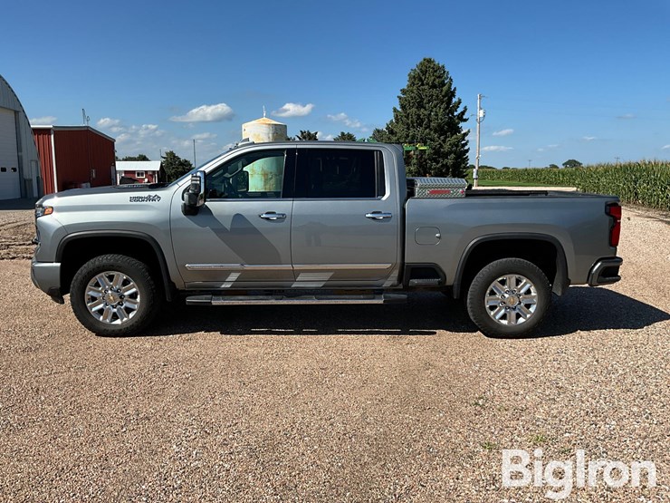 2024-chevrolet-2500-image-8