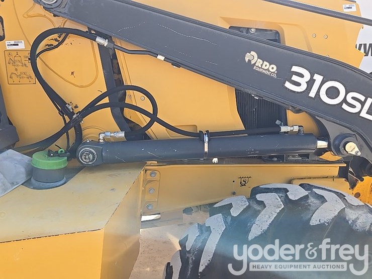 2019-deere-310sl-image-19