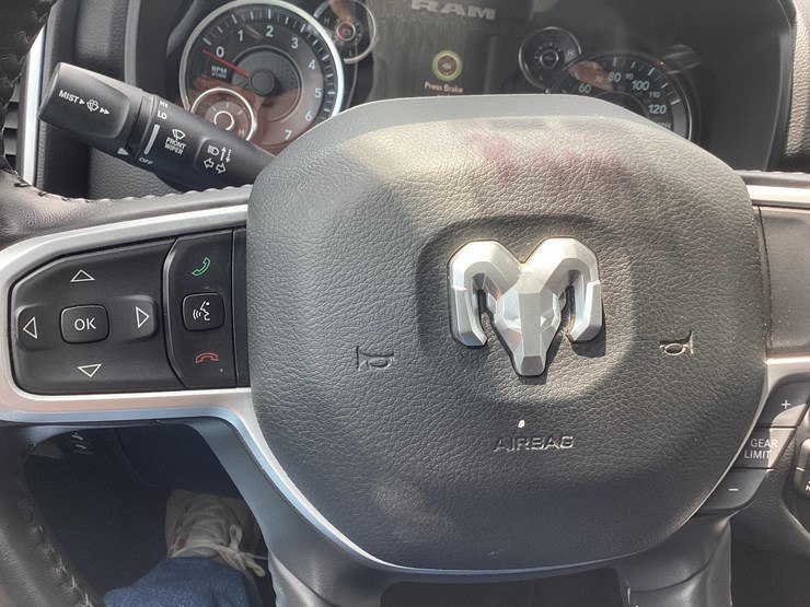2021-dodge-1500-image-51