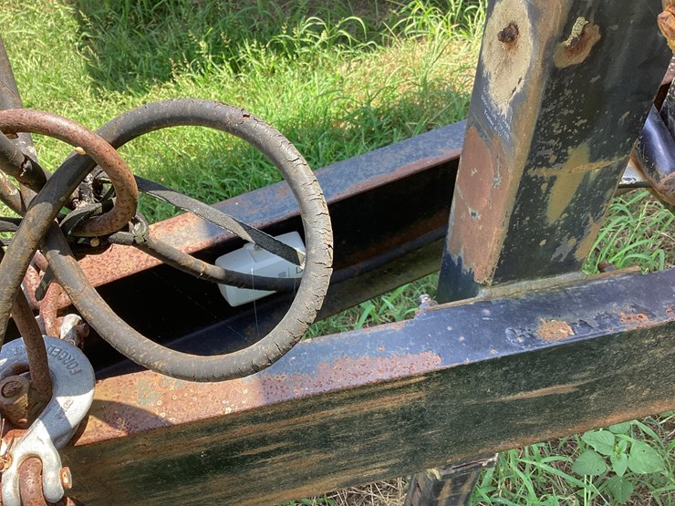 adams-8-ton-lime-spreader-image-28