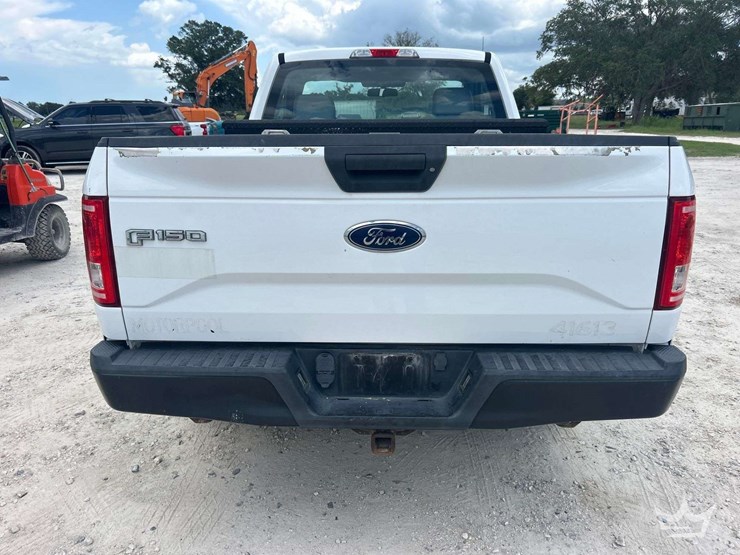 2017-ford-f150-image-22