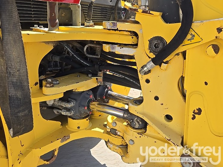 2008-new-holland-b95-image-29