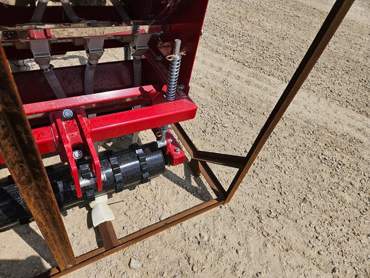 #6899-•-new-agt-stsd10-seeder-image-12