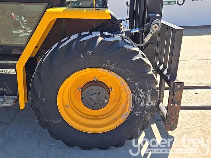 2018-jcb-930-image-11
