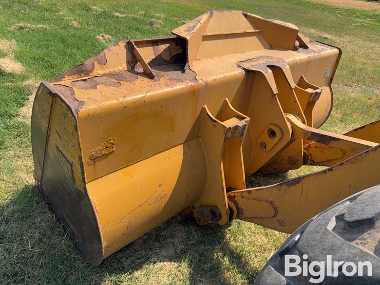 2013-caterpillar-924k-image-14