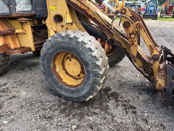 caterpillar-908-image-10