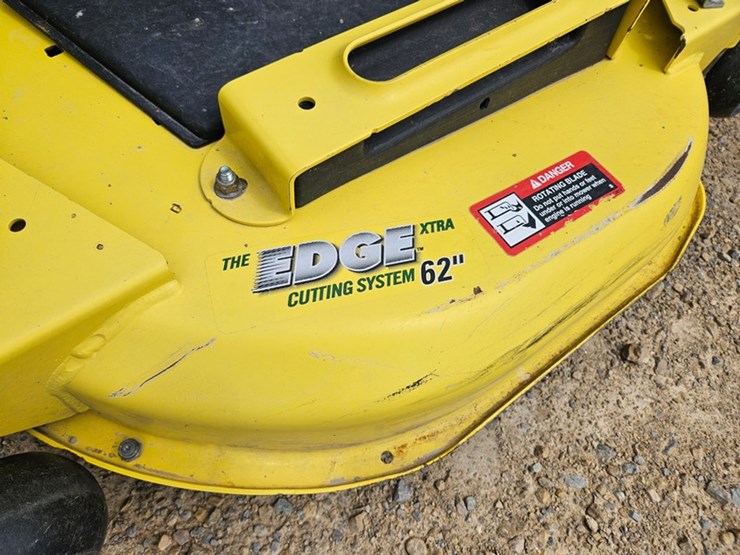 john-deere-x724-image-11