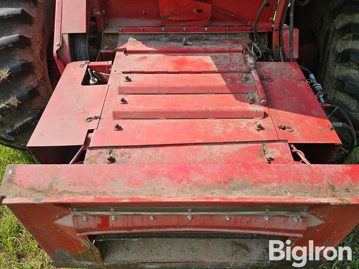 1988-case-ih-1660-image-15