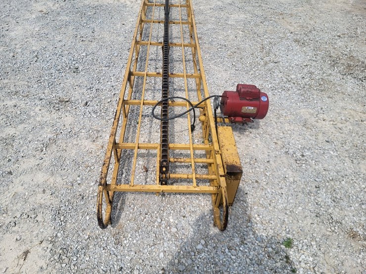 bale-conveyor-w/electric-motor-image-12