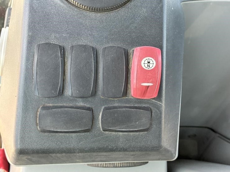 2008-caterpillar-420e-image-25