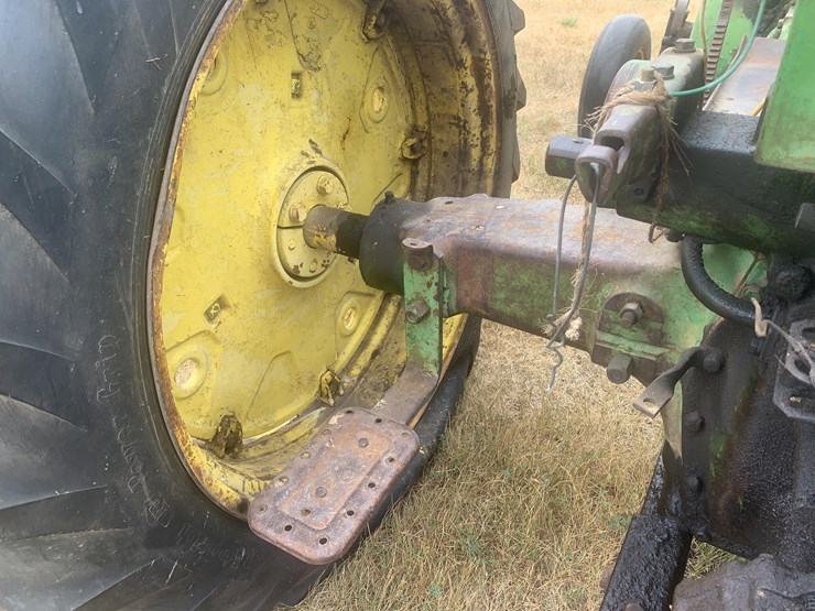 john-deere-70-image-16