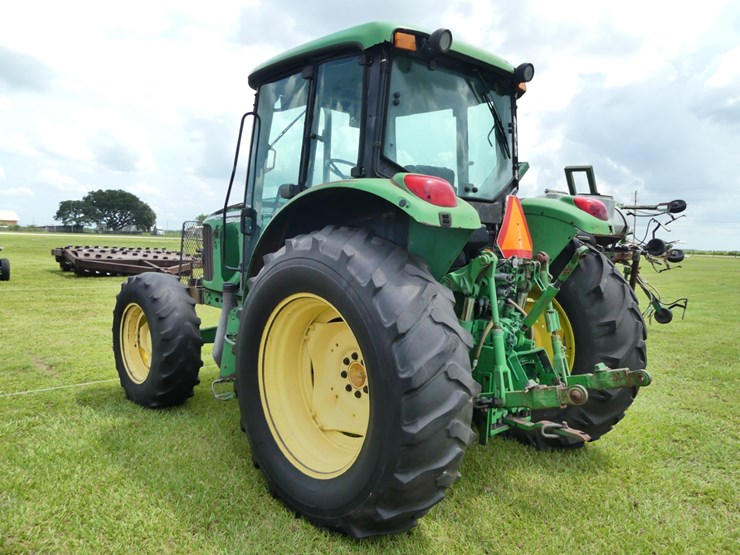john-deere-6215-image-3